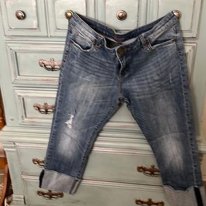 Lightly used destress crop pants